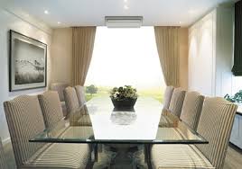 Напольно-потолочные сплит-системыКомпания BALLU создала новую линию надежных и экономичных систем – это напольно-потолочные сплит-системы. Систему устанавливают, как дополнительную систему охлаждения или в помещениях вытянутой формы. Монтируют сплит-системы под потолком или у самого пола, для равномерного распределения охлаждаемого воздуха в комнате. Система универсальна, компактна, имеет элегантный дизайн, работает на обогрев, охлаждение, вентиляцию и осушение. Охлаждаемая площадь может составлять до 180 м2.Все модели оборудованы: японскими компрессорами, «зимним» комплектом (позволяющем работе системы при низких температурах), горизонтально/вертикальными жалюзи, дополнительными функциями Turbo, Timer, Sleep и режимом Auto, автоматическим режимом работы, таймером включения/выключения.Мощность напольно-потолочного кондиционера составляет 4-15 к Вт.Напольно-потолочные системы кондиционирования компании BALLU, обеспечивают максимальную регулировку микроклимата, экономичность, бесшумную работу и долгосрочную эксплуатацию.Ballu